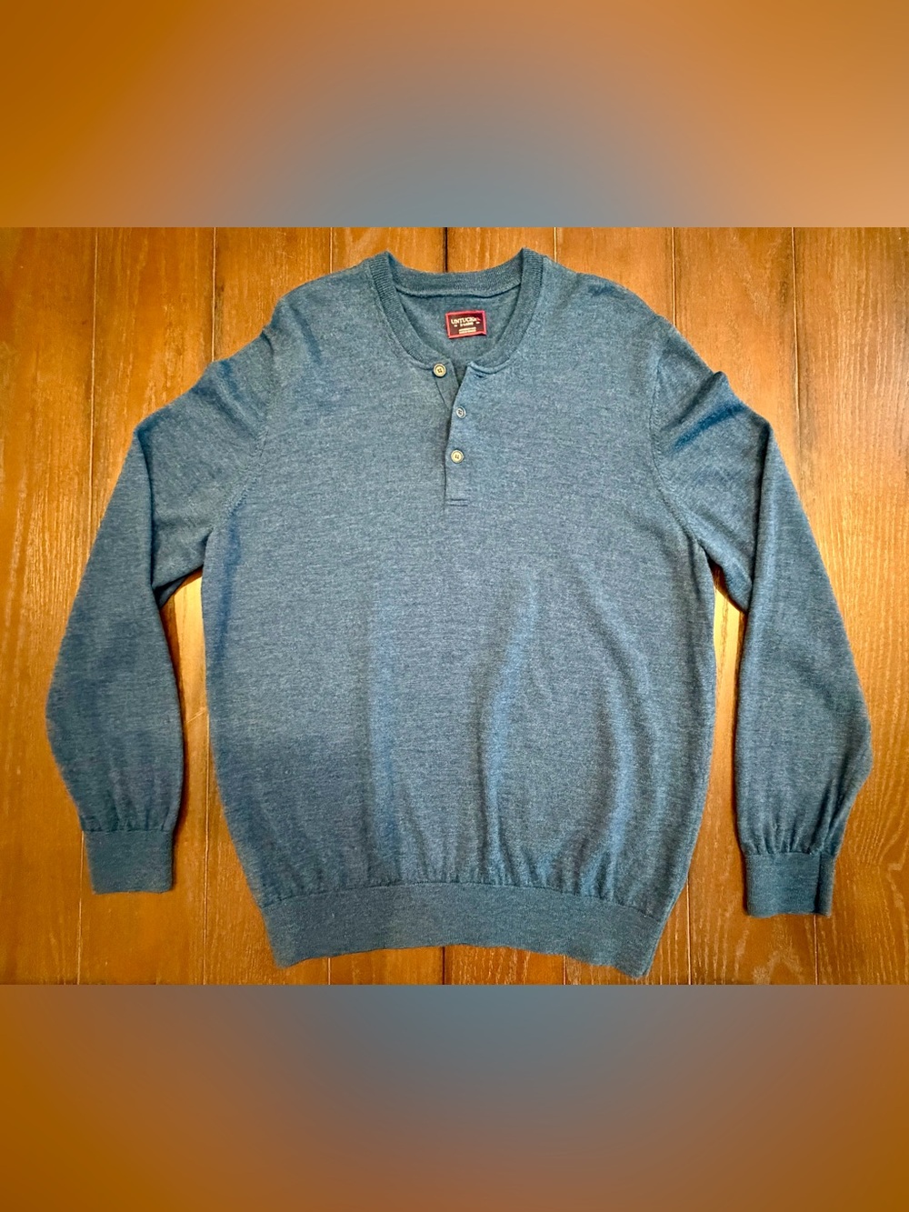 UNTUCKit Men's Blue Crewneck Henley Sweater 100% Merino Wool